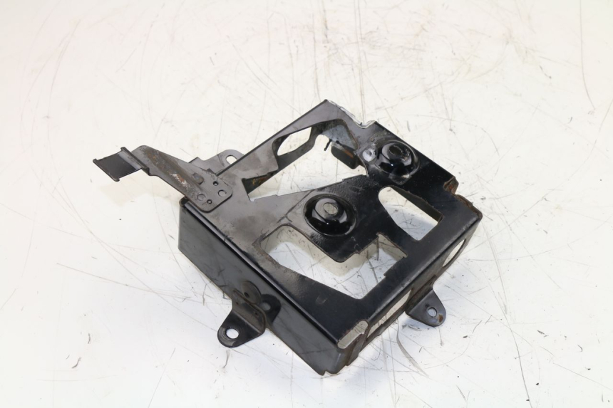 photo de BATTERY TRAY HONDA CM 125 (1983 - 2003)