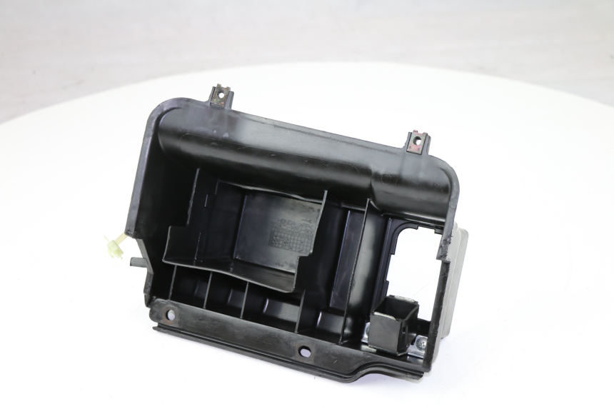 photo de BATTERY BOX HONDA FES PANTHEON 125 (2003 - 2007)