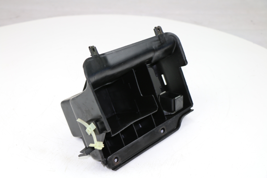 photo de BATTERY BOX HONDA FES PANTHEON 125 (2003 - 2007)