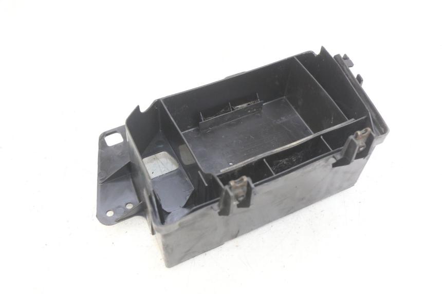 photo de BATTERY TRAY HONDA FES PANTHEON 2T 125 (1998 - 2002)