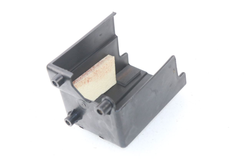 photo de BATTERY BOX HYOSUNG AQUILA GV 125 (2009 - 2016)