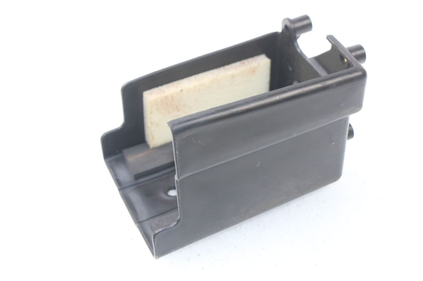 photo de BATTERY BOX HYOSUNG AQUILA GV 125 (2009 - 2016)