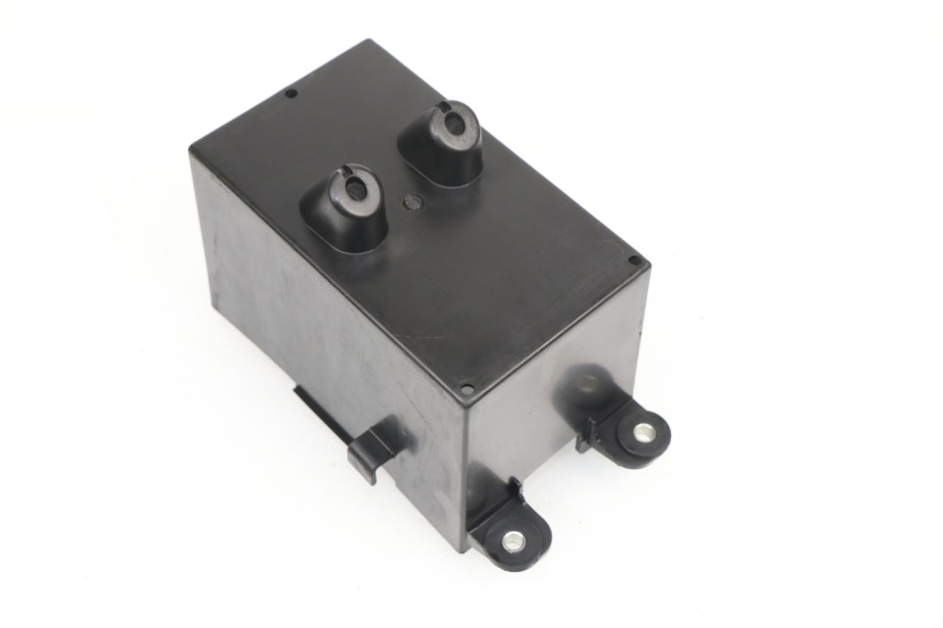 photo de BATTERY BOX KYMCO K-PW K-PIPE 50 (2012 - 2017)