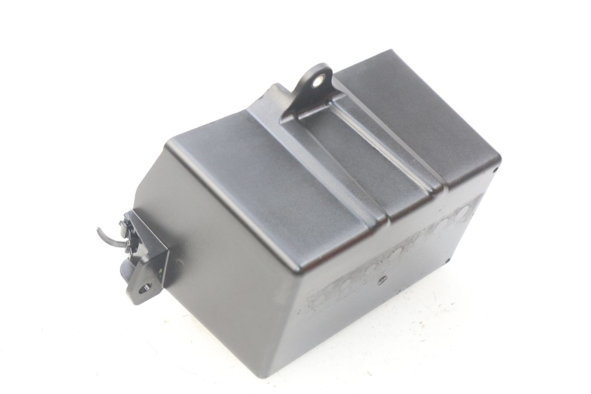 photo de BATTERY TRAY KAWASAKI Z 650 (2016 - 2019)