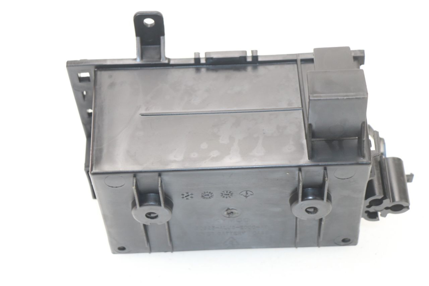 photo de BATTERY BOX KYMCO AGILITY CITY 16P 125 (2015 - 2021)