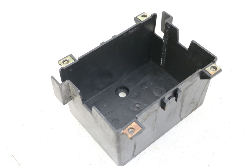 photo de BATTERY BOX KYMCO DINK STREET 125 (2009 - 2014)