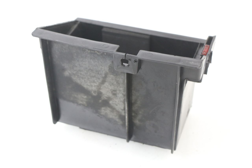 photo de BATTERY BOX KYMCO GRAND DINK 250 (2002 - 2007)