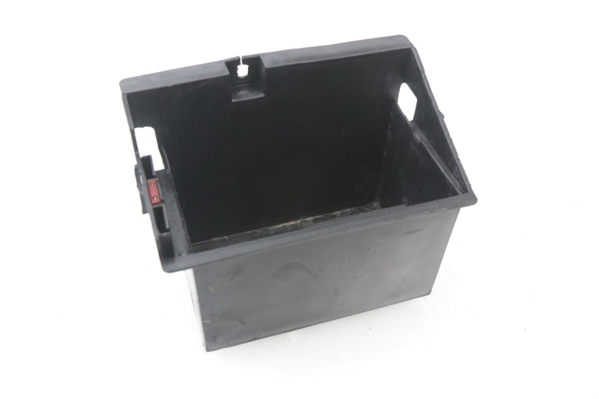 photo de BATTERY BOX KYMCO GRAND DINK 250 (2002 - 2007)