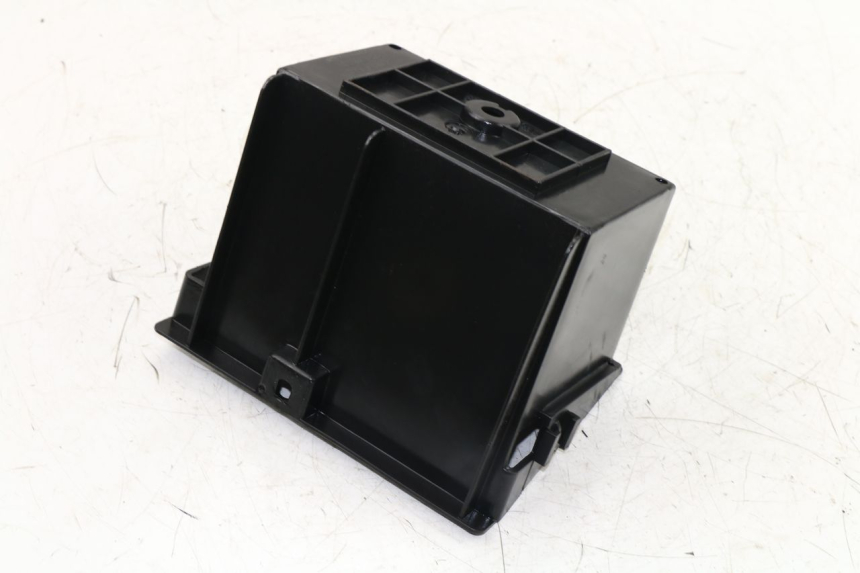 photo de BATTERY BOX KYMCO GRAND DINK 125 (2008 - 2014)