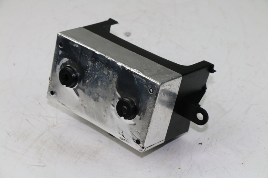 photo de BATTERY BOX KYMCO K-XCT 125 (2013 - 2017)