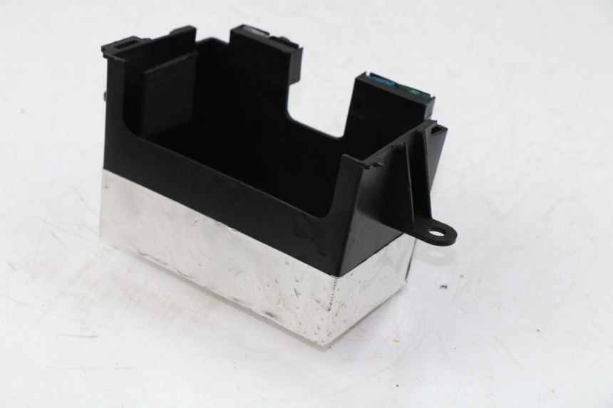 photo de BATTERY BOX KYMCO K-XCT 125 (2013 - 2017)