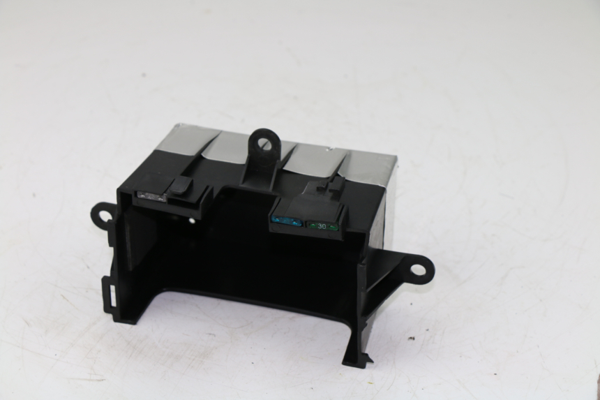 photo de BATTERY BOX KYMCO K-XCT 125 (2013 - 2017)