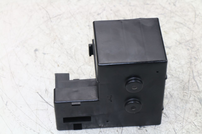 photo de BATTERY BOX KYMCO SPACER 50 (1998 - 2009)