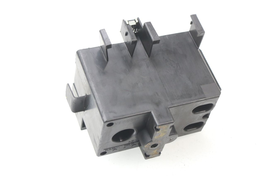 photo de BATTERY TRAY PEUGEOT LUDIX 50 (2005 - 2007)