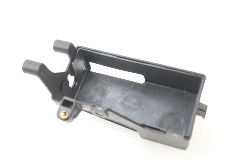 photo de BATTERY BOX DUCATI M796 MONSTER 796 (2010 - 2014)