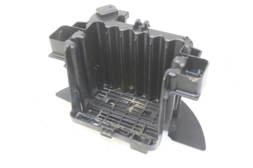 photo de BATTERY TRAY PEUGEOT CITYSTAR 125 (2011 - 2017)