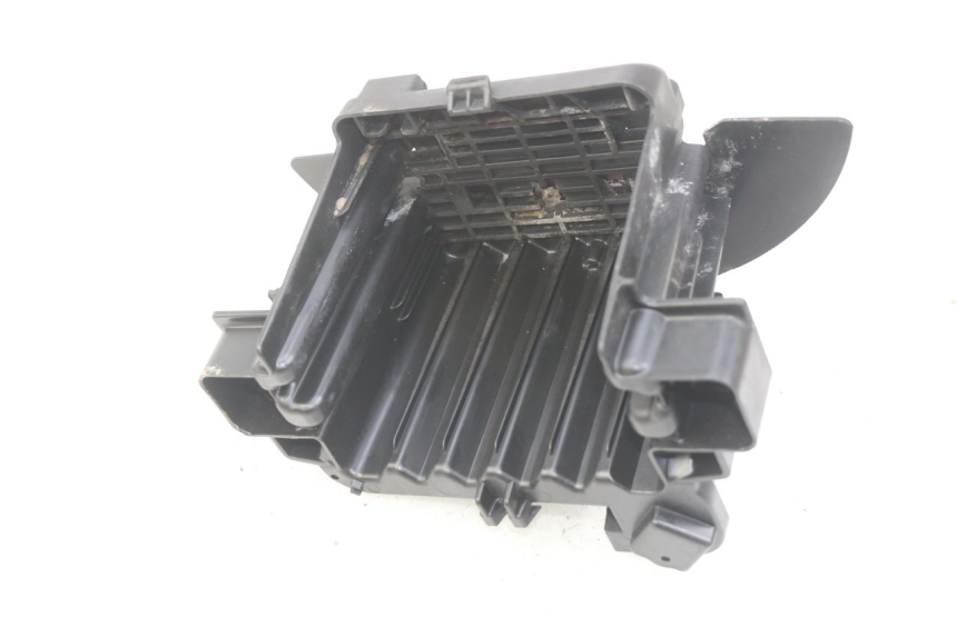 photo de BATTERY TRAY PEUGEOT CITYSTAR 125 (2011 - 2017)