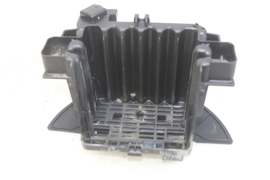 photo de BATTERY TRAY PEUGEOT CITYSTAR 125 (2011 - 2017)