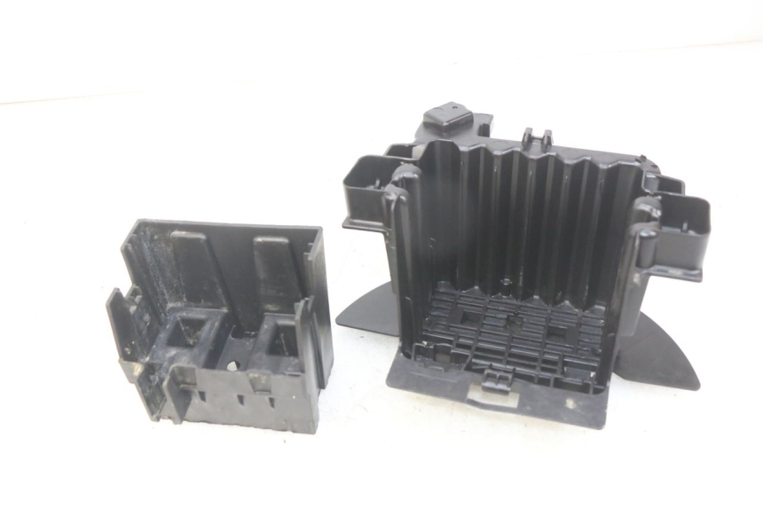 photo de BATTERY TRAY PEUGEOT CITYSTAR 2T 50 (2018 - 2021)