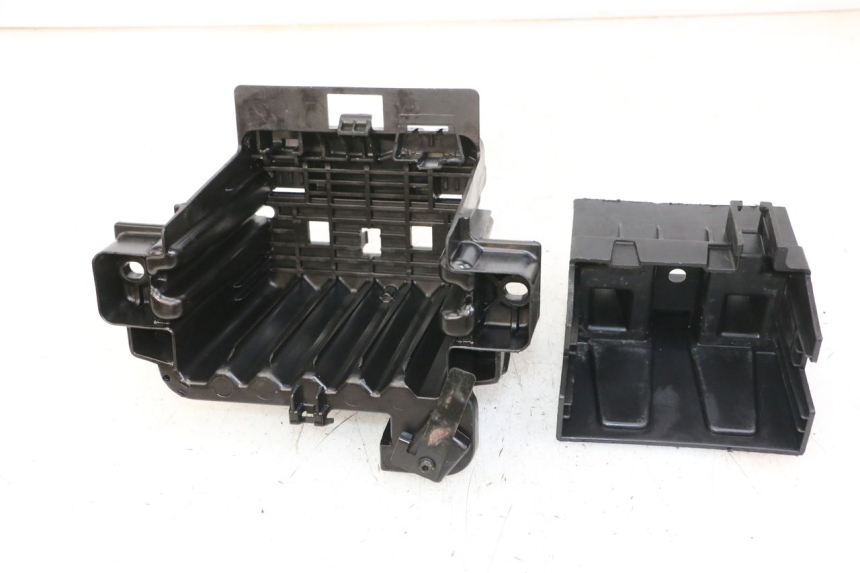 photo de BATTERY TRAY PEUGEOT CITYSTAR 2T 50 (2018 - 2021)