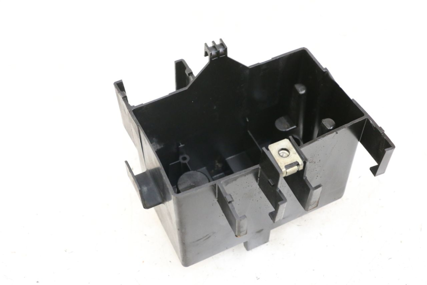 photo de BATTERY TRAY PEUGEOT LUDIX 50 (2008 - 2017)