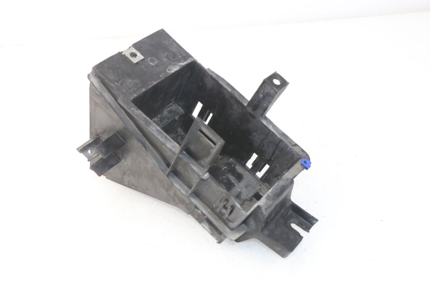 photo de BATTERY BOX PEUGEOT SATELIS 500 (2007 - 2013)