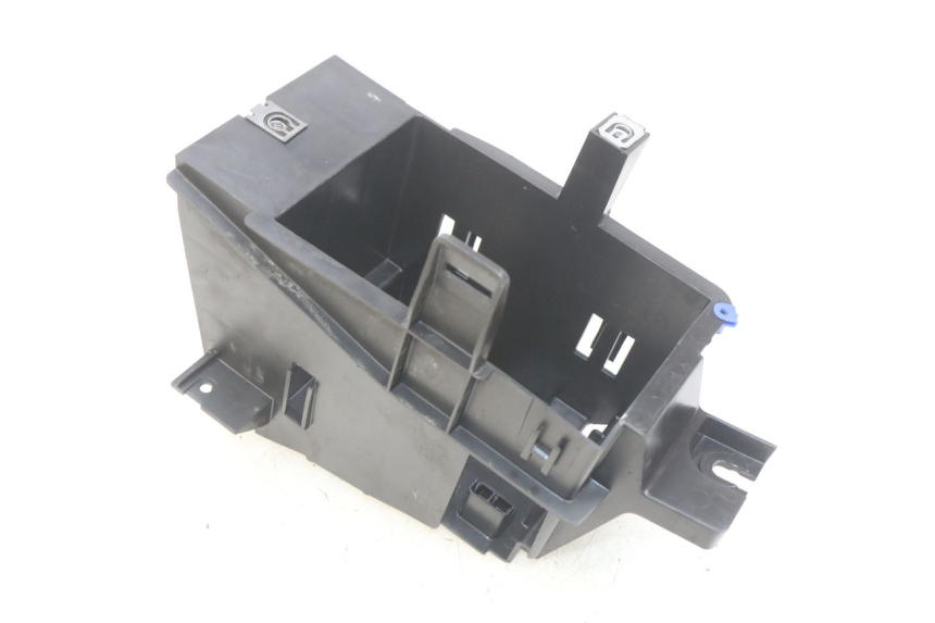 photo de BATTERY TRAY PEUGEOT SATELIS 125 (2010 - 2012)