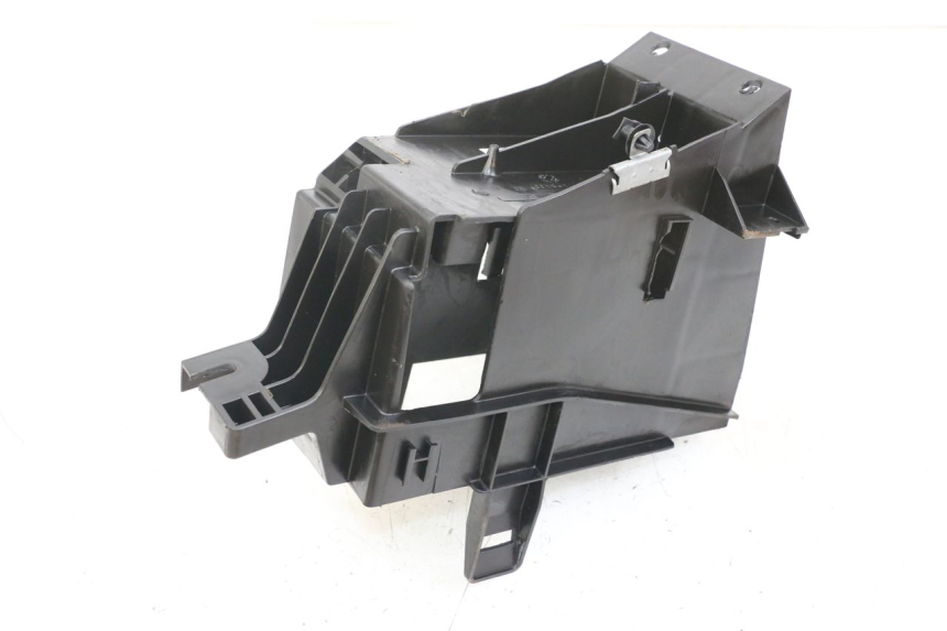 photo de BATTERY TRAY PEUGEOT SATELIS 125 (2006 - 2009)