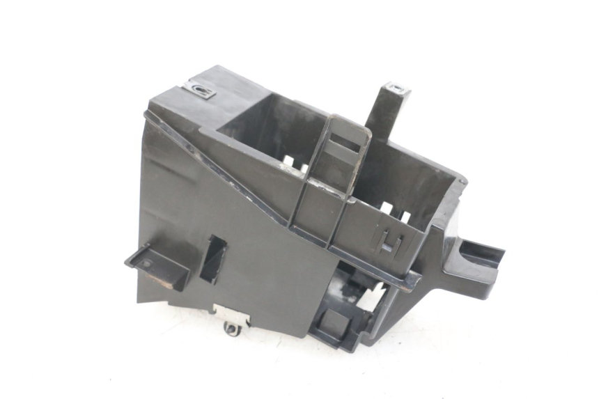 photo de BATTERY TRAY PEUGEOT SATELIS 125 (2006 - 2009)