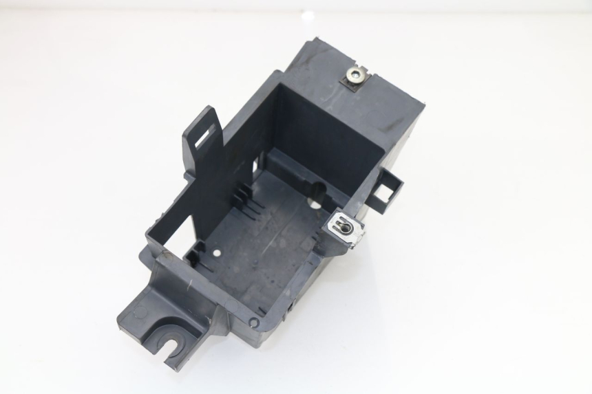 photo de BATTERY TRAY PEUGEOT SATELIS 125 (2010 - 2012)