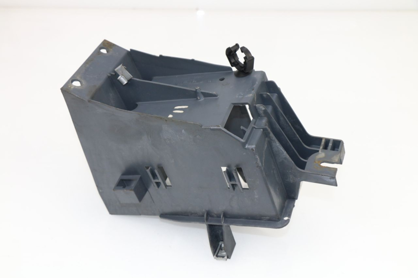 photo de BATTERY TRAY PEUGEOT SATELIS 125 (2010 - 2012)