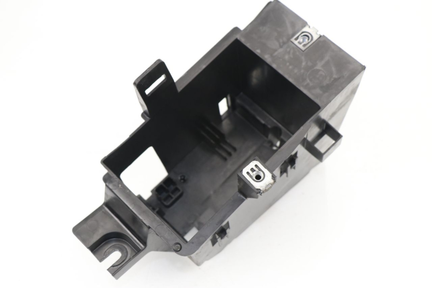 photo de BATTERY TRAY PEUGEOT SATELIS 125 (2006 - 2009)