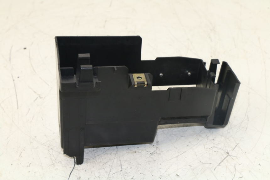 photo de BATTERY BOX PEUGEOT TREKKER 50 (1998 - 2004)