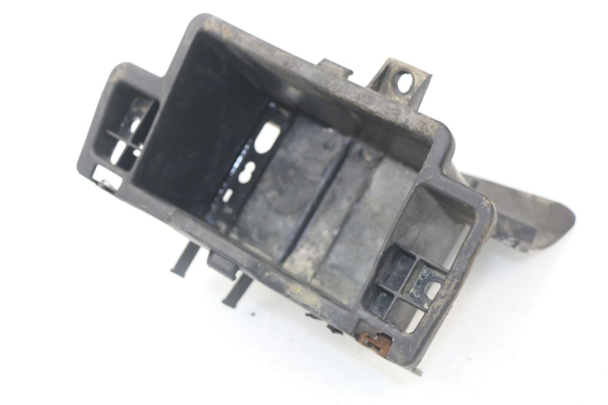 photo de BATTERY BOX PIAGGIO HEXAGON LX4 125 (1998 - 2001)
