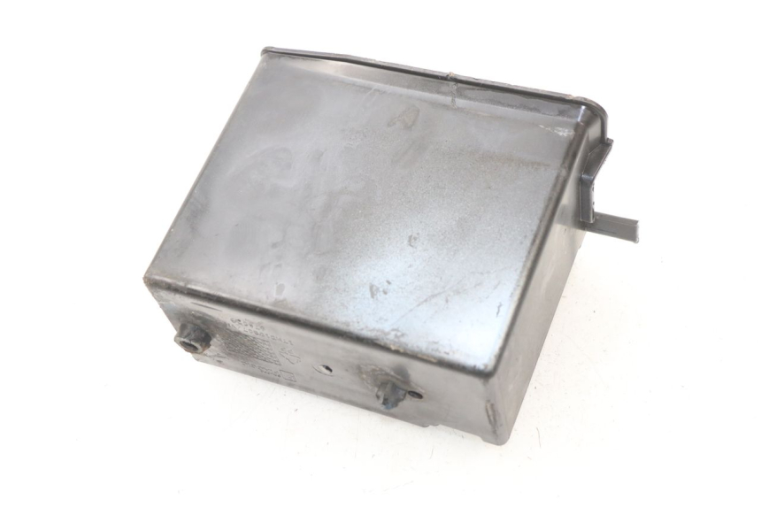 photo de BATTERY BOX PIAGGIO PRIMAVERA 125 (2013 - 2021)