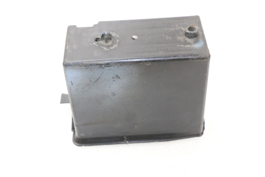 photo de BATTERY BOX PIAGGIO PRIMAVERA 125 (2013 - 2021)