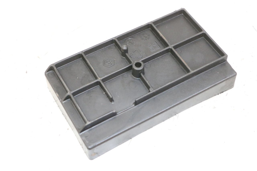 photo de BATTERY BOX PIAGGIO VESPA LX 150 (2005 - 2013)