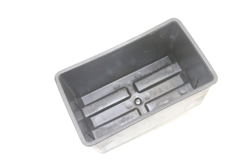 photo de BATTERY TRAY PIAGGIO VESPA LX 2T 50 (2005 - 2013)