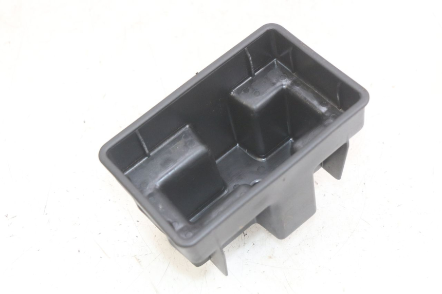 photo de BATTERY TRAY PIAGGIO VESPA S 2T 50 (2007 - 2014)