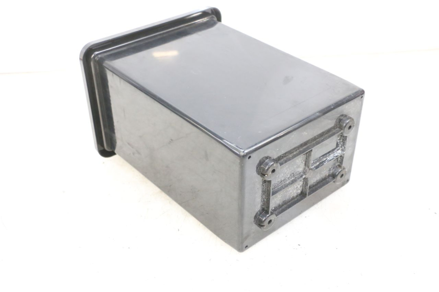 photo de BATTERY BOX EFUN PUSA 1 - Zoom on usage condition