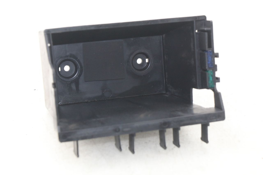 photo de BATTERY TRAY DAELIM S2 FI 125 (2008 - 2017)