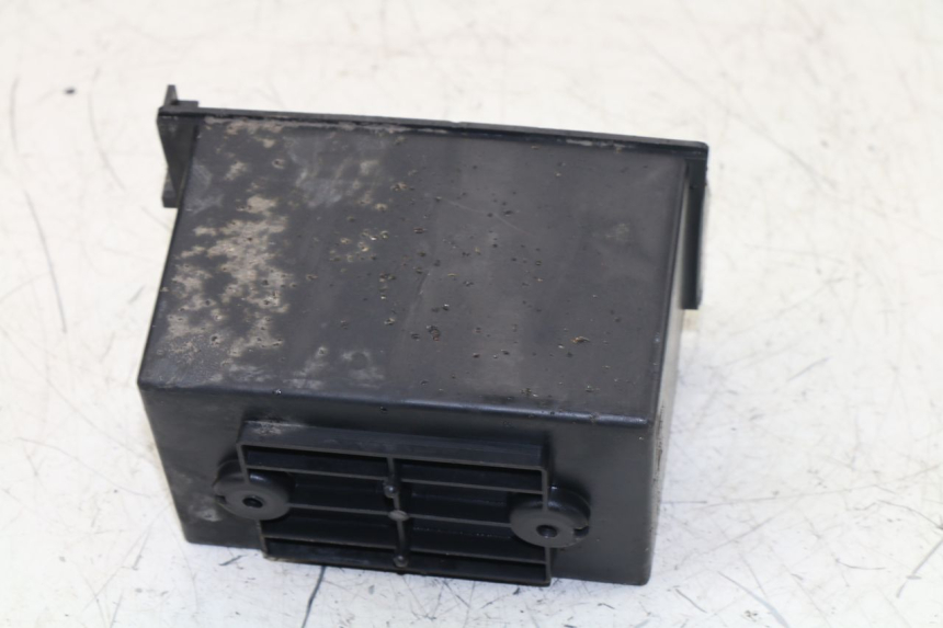 photo de BATTERY BOX DAELIM S2 125 (2006 - 2007)