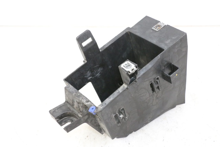 photo de BATTERY BOX PEUGEOT SATELIS 250 (2006 - 2012)