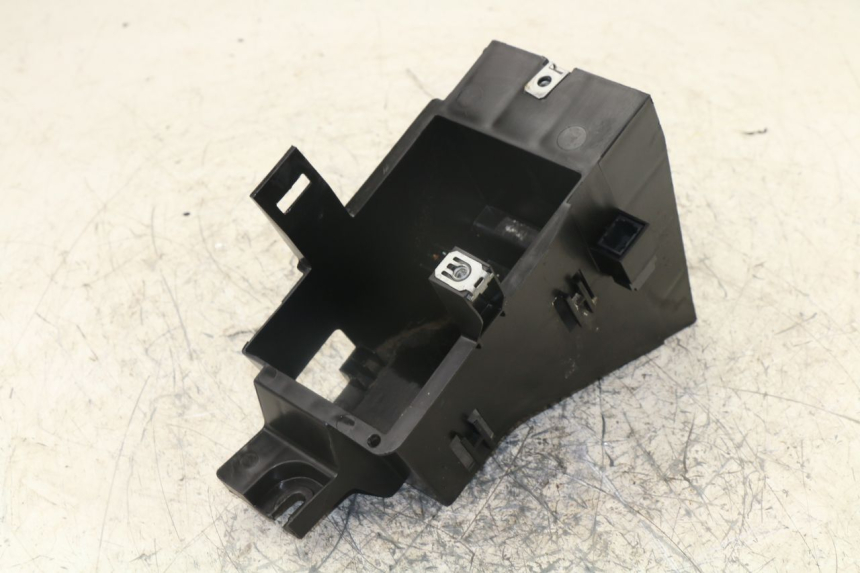 photo de BATTERY BOX PEUGEOT SATELIS 400 (2007 - 2013)