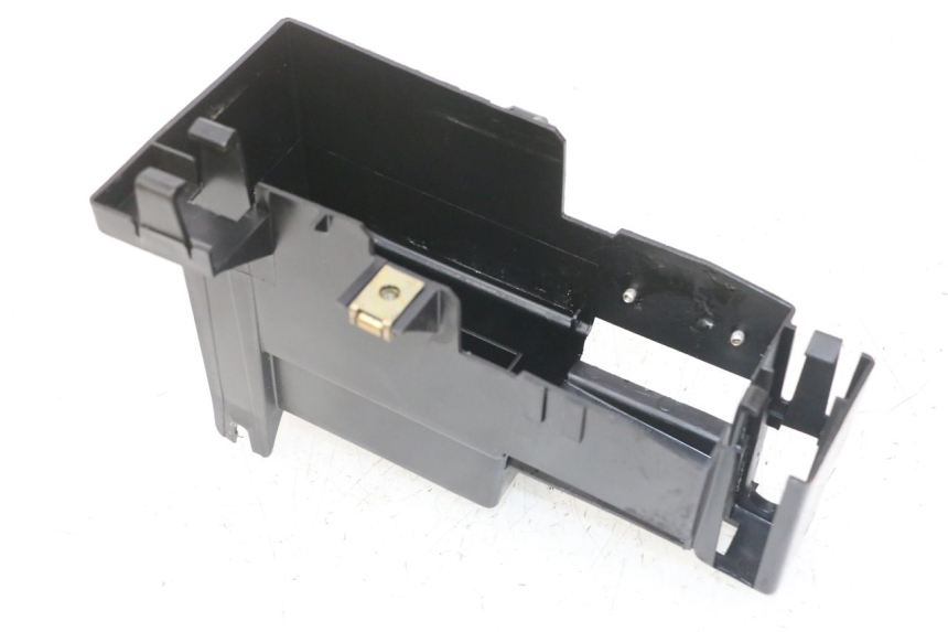 photo de BATTERY BOX PEUGEOT SPEEDFIGHT 2 LC 50 (2000 - 2009)