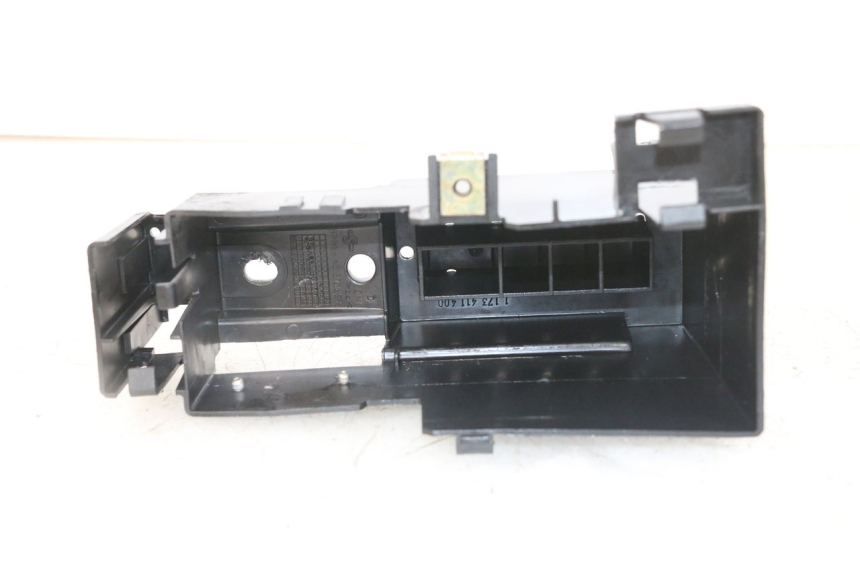 photo de BATTERY BOX PEUGEOT SPEEDFIGHT 2 LC 50 (2000 - 2009)