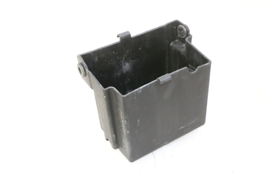 photo de BATTERY BOX TRIUMPH SPRINT 900 (1995 - 1998)