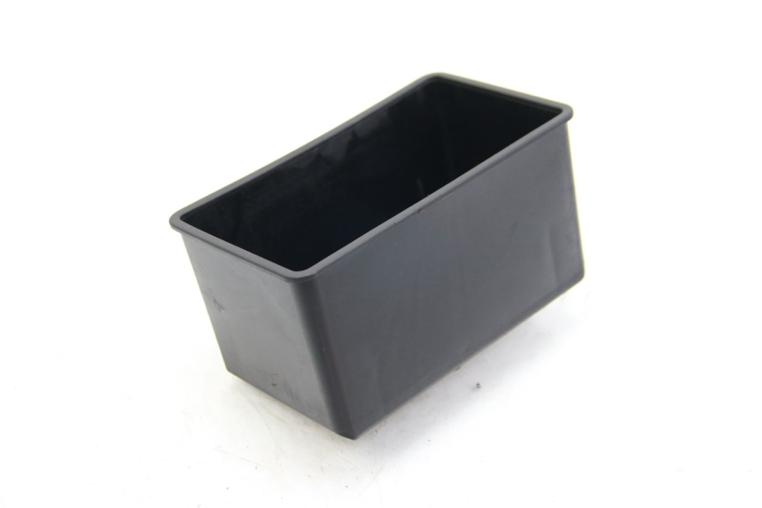 photo de BATTERY TRAY PIAGGIO VESPA LX 2T 50 (2005 - 2013)