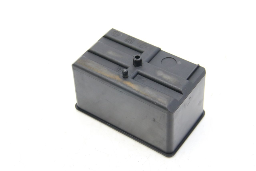 photo de BATTERY TRAY PIAGGIO VESPA LX 2T 50 (2005 - 2013)