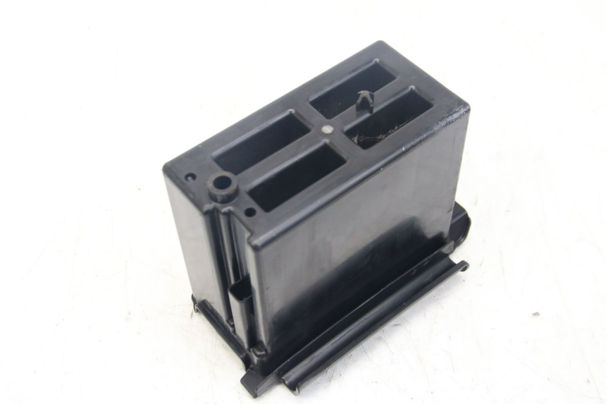 photo de BATTERY TRAY PIAGGIO VESPA SPRINT 2T 50 (2014 - 2018)